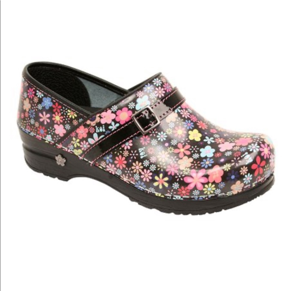 Sanita Black Koi Pond “Ditsy” Floral Clogs